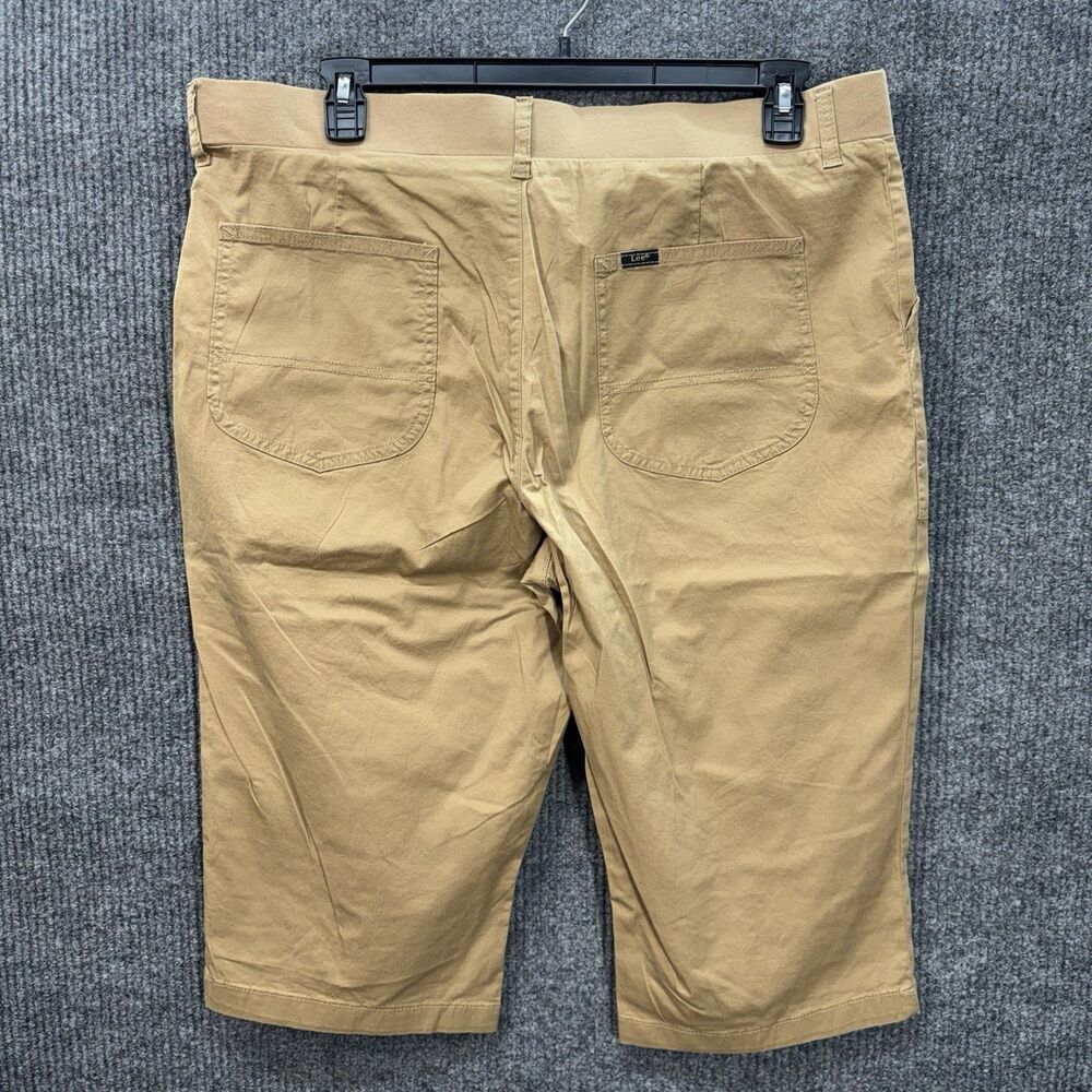 Lee Skimmer Capri Shorts Womens 18 Khaki Tan Ultra Lux Comfort Flex Mid Rise NEW - Picture 3 of 8